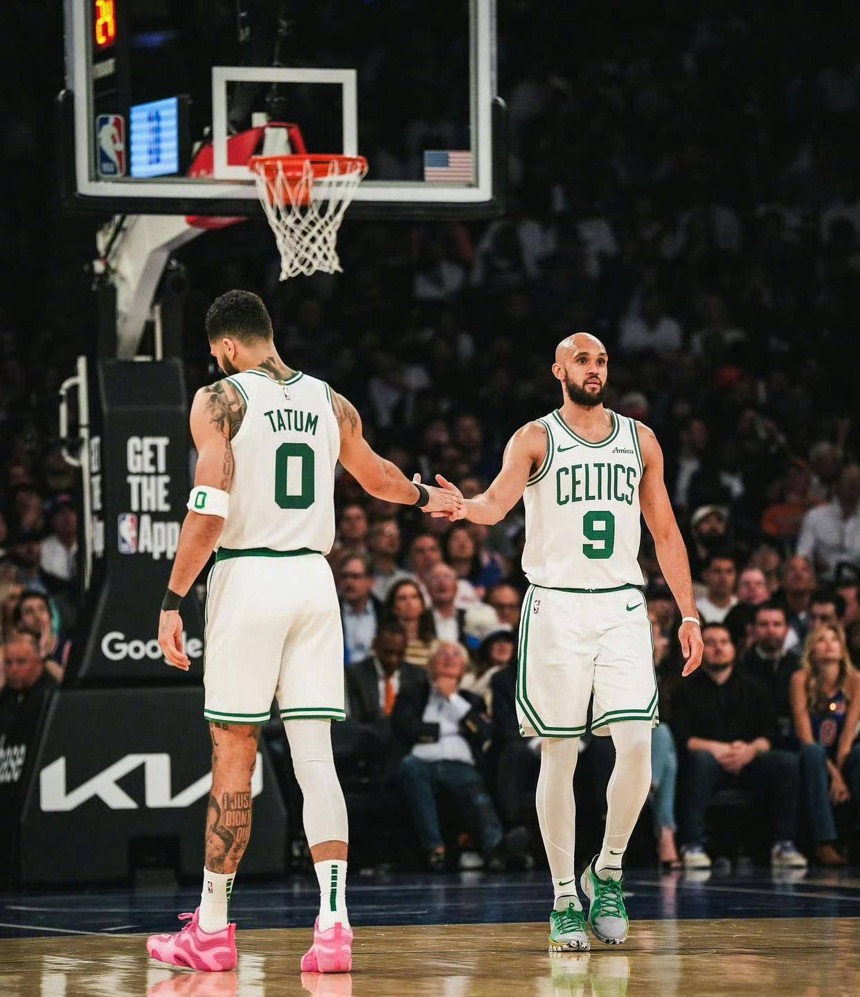 -塔图姆重返赛场，晋级下一阶段首场状态出色，MAD观众沸腾！的简单介绍