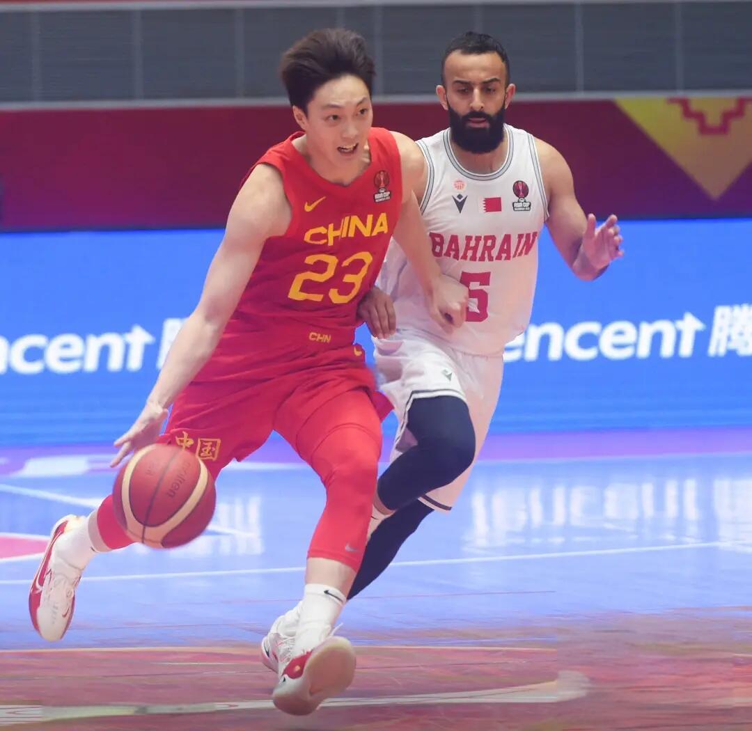 包含巴塞罗那篮球队发布备战花絮;赛前刷新队史纪录;CBA常规赛任务艰巨;更衣室氛围转暖的词条 包含巴塞罗那篮球队发布备战花絮;赛前刷新队史纪录;CBA常规赛任务艰巨;更衣室氛围转暖的词条