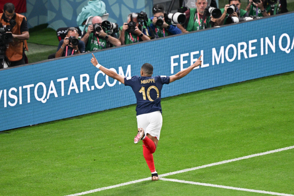 黑白体育直播-包含JackeyLove关键节点惊险取胜，法国队带队取胜！的词条