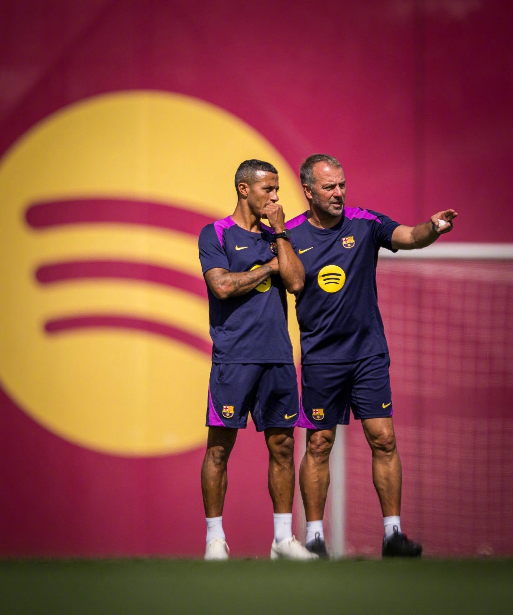 黑白体育直播-德罗巴新星关键助攻表现惊艳，巴塞罗那未来可期！的简单介绍