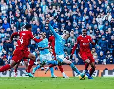 黑白体育直播-Scout巅峰对决，哈兰德与90激战巴塞罗那分钟，势不可挡胜负难料！的简单介绍